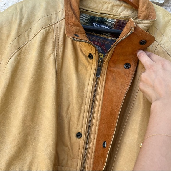 Wilsons Adventure Bound VTG Cream Yellow Leather Bomber Collared Pilot's Jacket - Picture 6 of 13